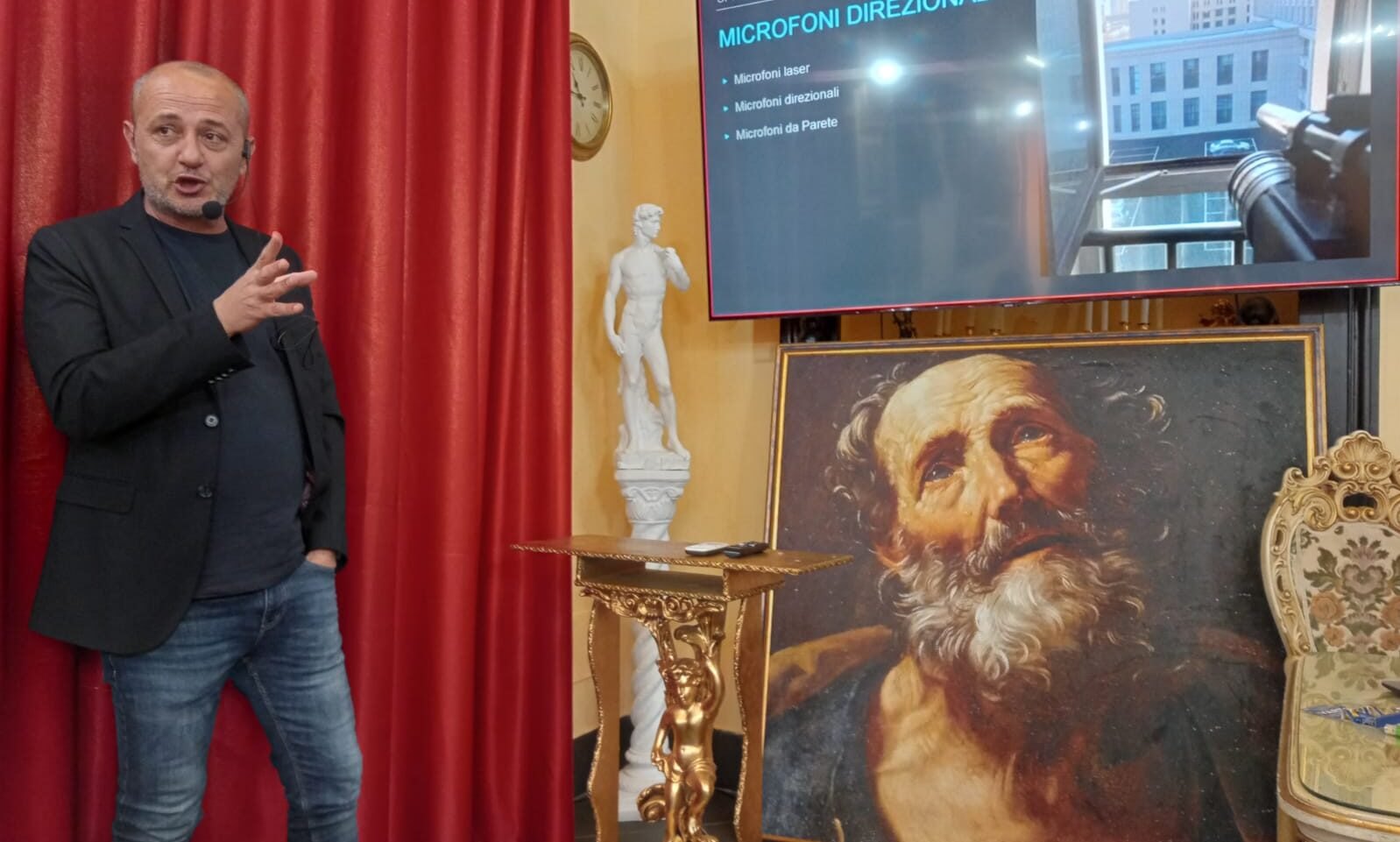 Conferenza su sicurezza e tecnologie investigative